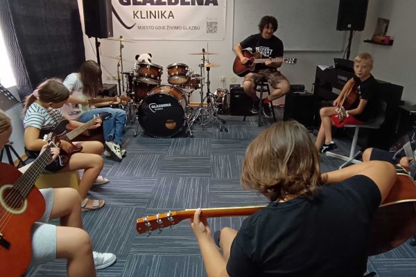 Upis škola gitare Varaždin